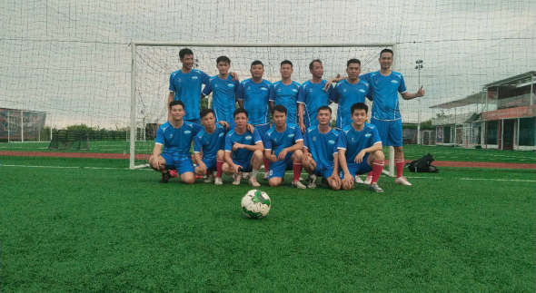 Giao Hữu Giữa Văn Phòng Và Tàu Thanh Thuỷ